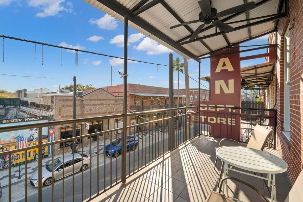 New! Sangria Suite - Upscale Ybor City Studio, Right On 7Th Ave Тампа Экстерьер фото