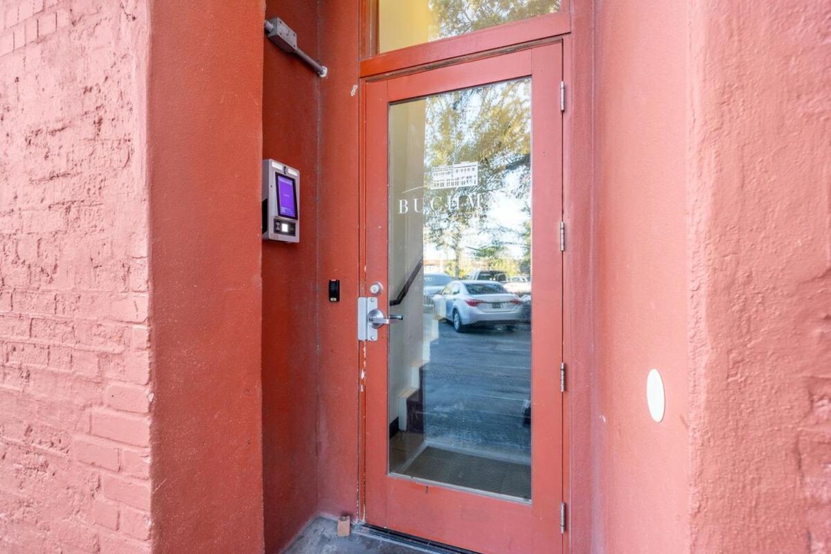 New! Sangria Suite - Upscale Ybor City Studio, Right On 7Th Ave Тампа Экстерьер фото